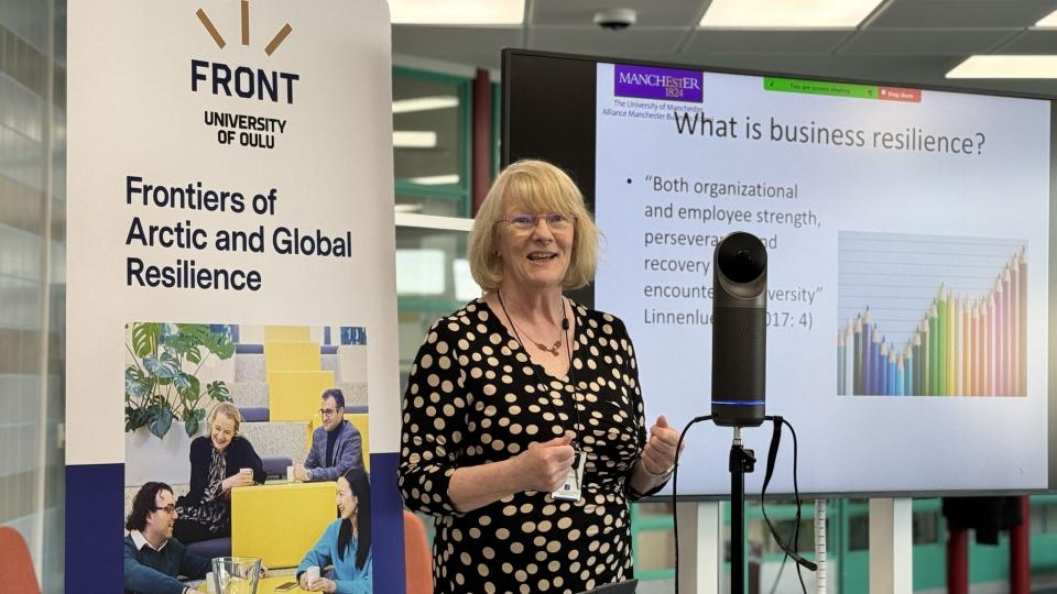 Porfessor Judy Zolkiewski giving a presentation at the University of Oulu