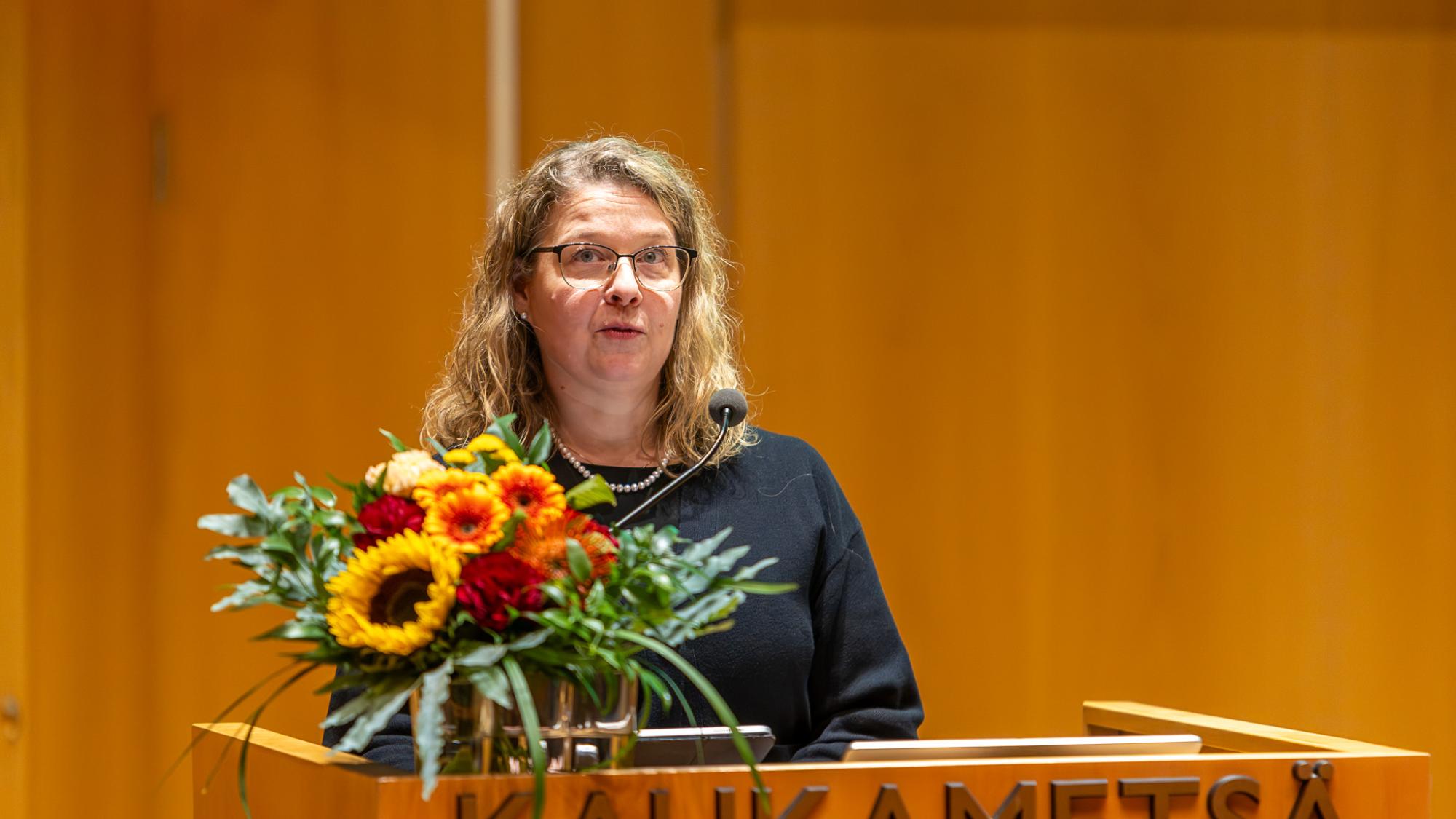 Vararehtori Laura Hirsto