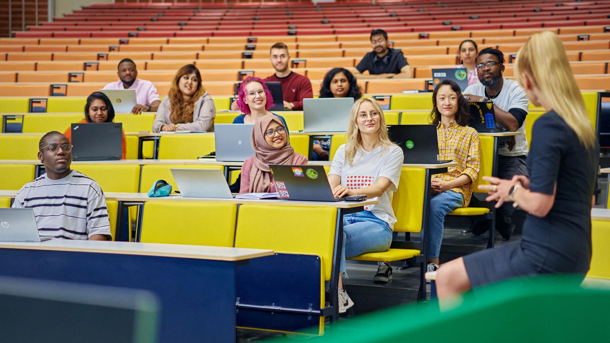 Hi Our New Student Tell Us About Your Experiences Of Starting Your Hi Our New Student Tell Us About Your Experiences Of Starting Your