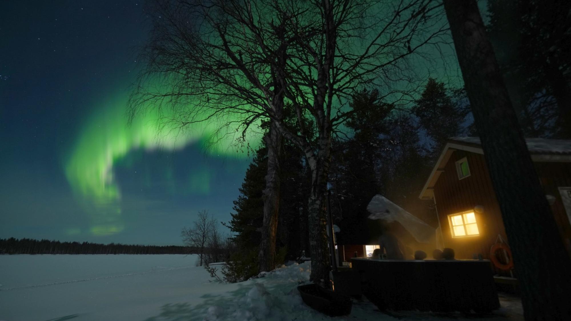 International researchers studying in sauna