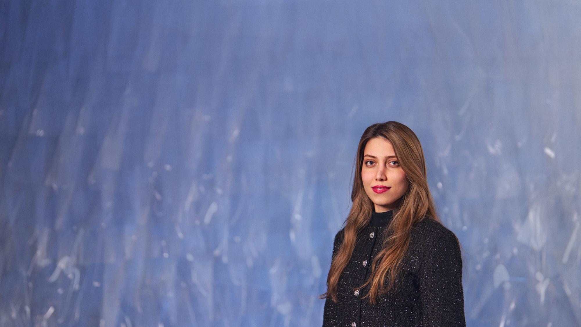 Portrait of Kimia Asgharizadeh, doctoral researcher at the University of Oulu.