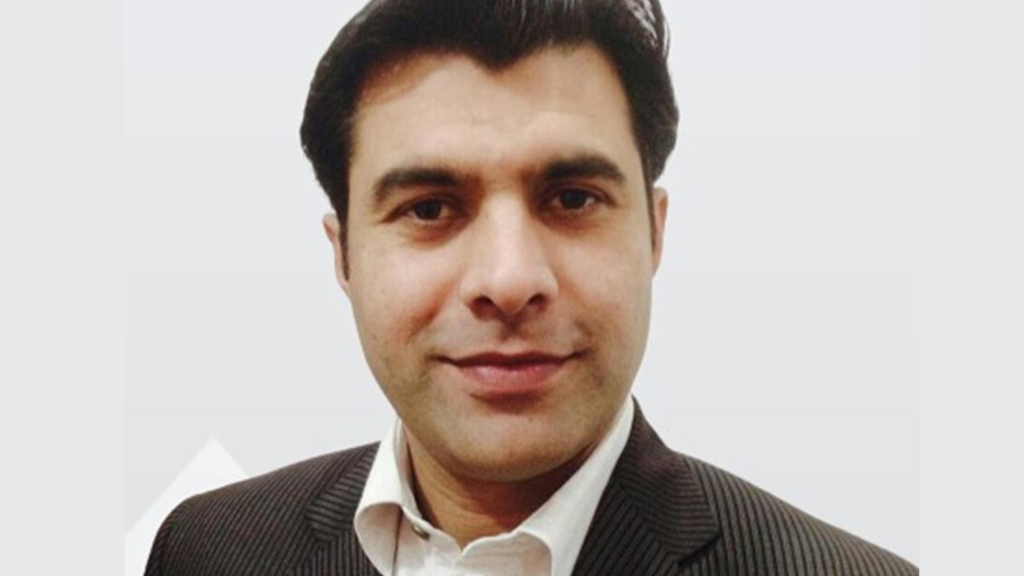 Dr Khalid Mehmood portrait photo