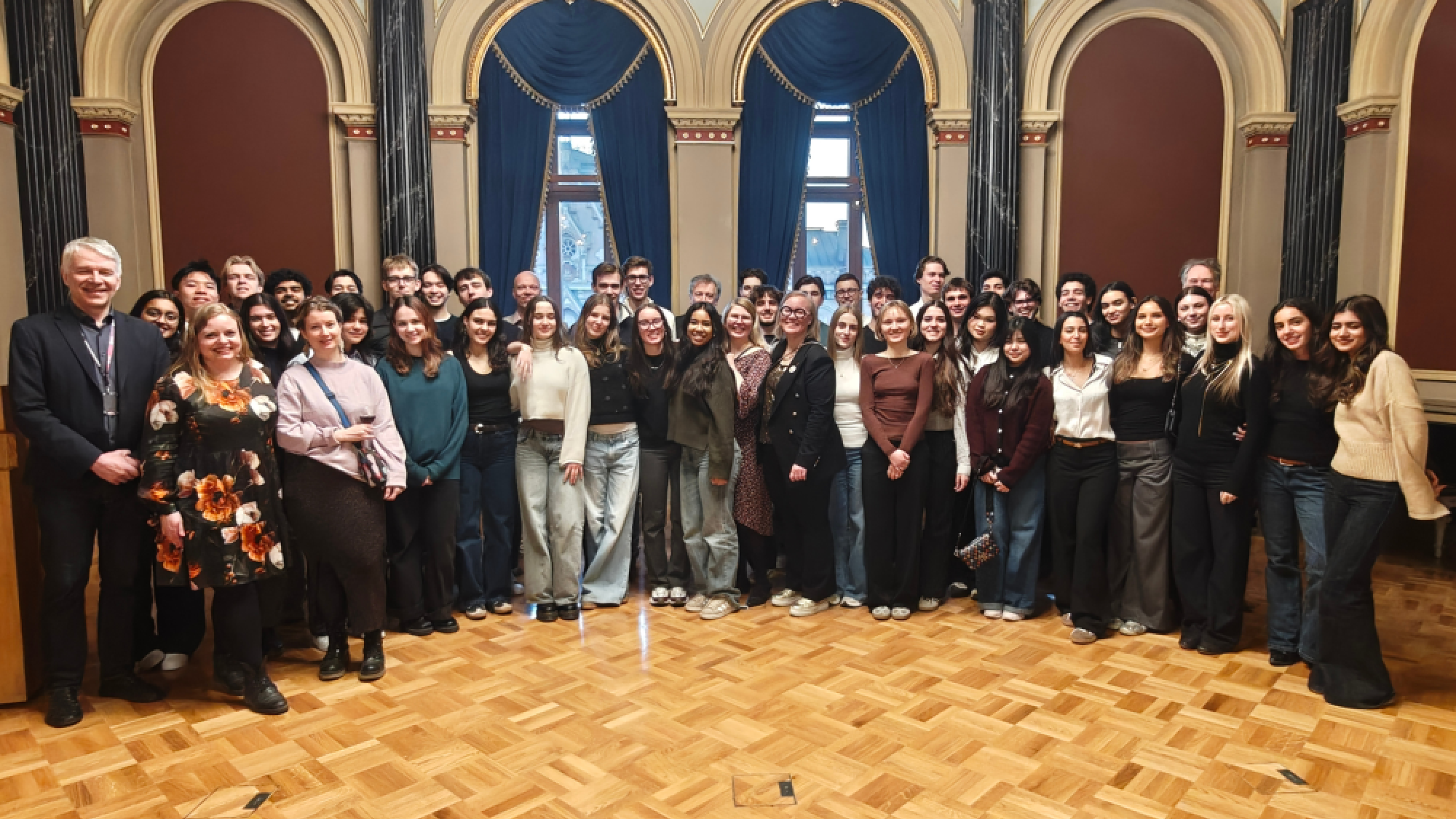 Students pictured at the Oulu City Hall.