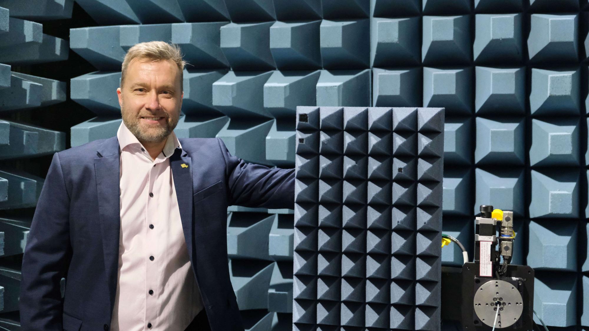 6G-testikeskuksen tutkimusjohtaja Hannu Nikurautio Oulun yliopistosta.